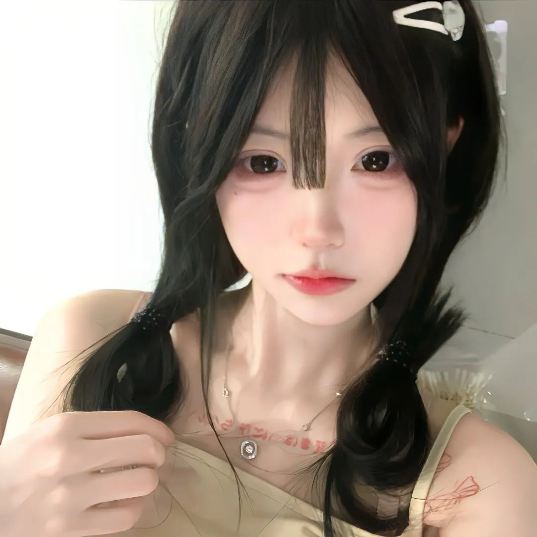 裸女怀春